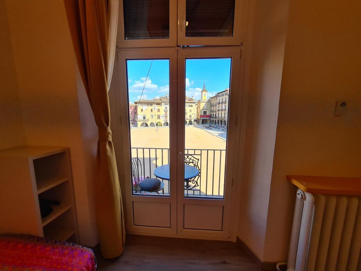 Apartaments Vicus 3 Con Vistas A La Plaza Mayor De วิก ภายนอก รูปภาพ