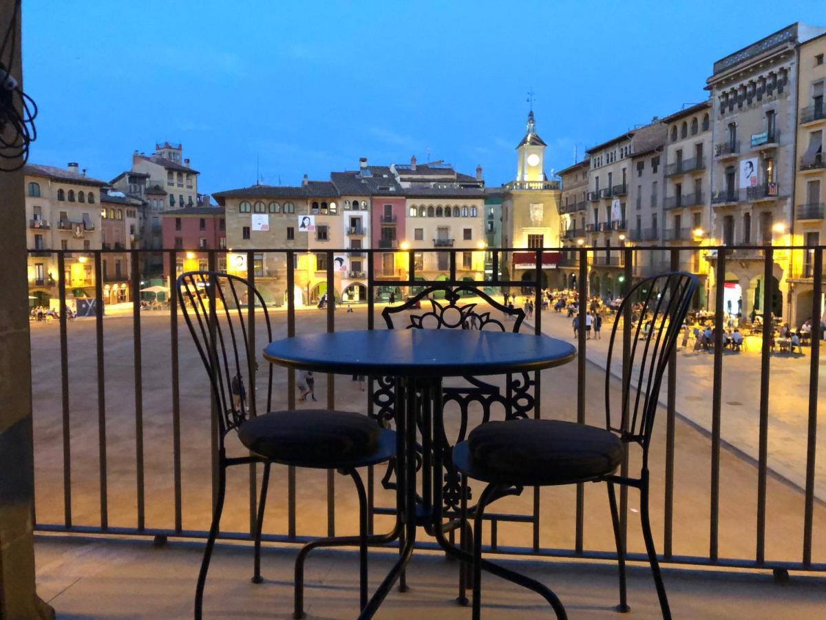 Apartaments Vicus 3 Con Vistas A La Plaza Mayor De วิก ภายนอก รูปภาพ