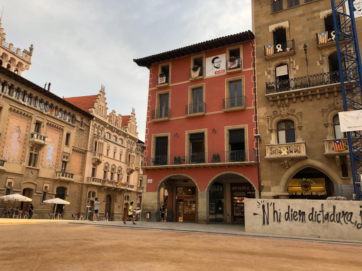 Apartaments Vicus 3 Con Vistas A La Plaza Mayor De วิก ภายนอก รูปภาพ